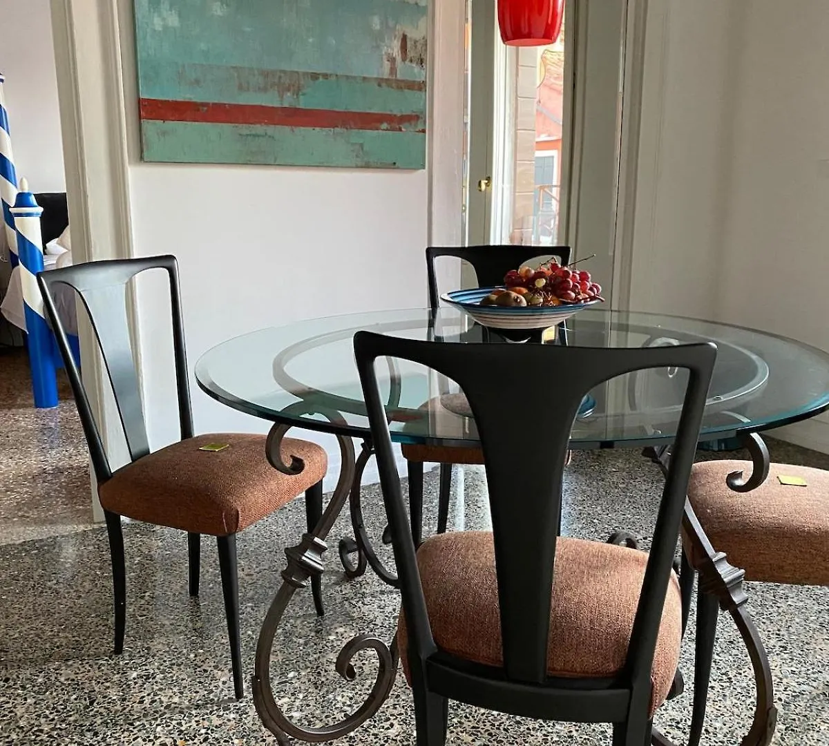 Venice Close To Biennale Apartment