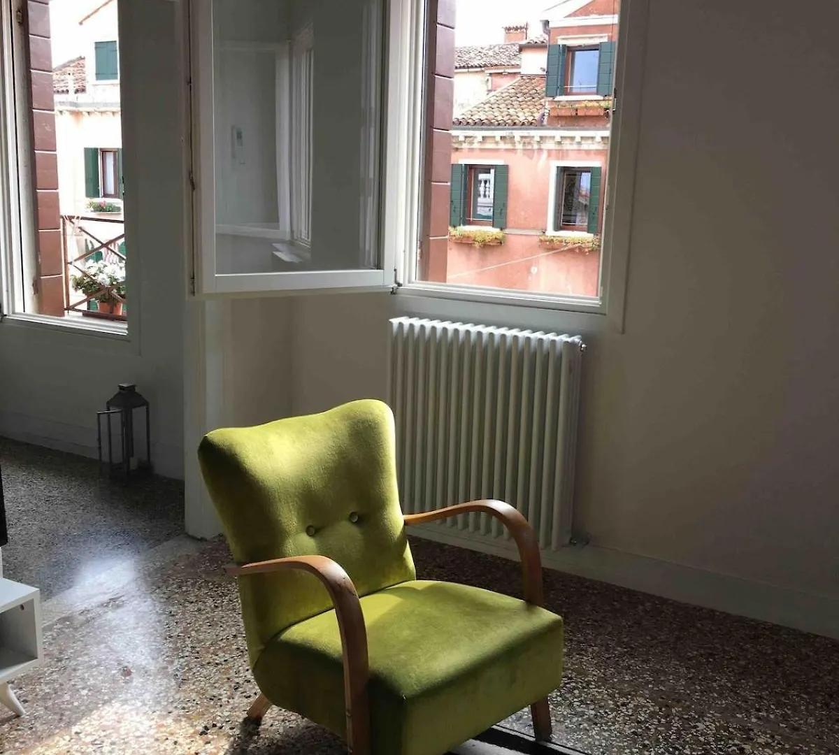 Apartment Venice Close To Biennale Italy